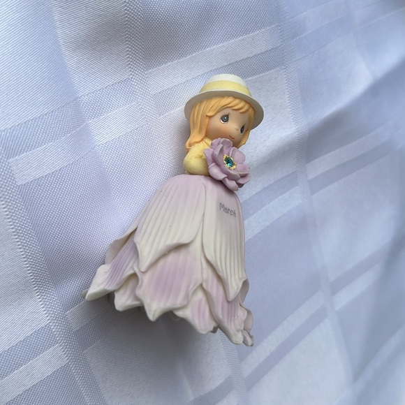 Vintage Y2K 2000 PMI Precious Moment Bell Month March - Picture 4 of 9